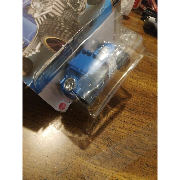 Hot Wheels Astro Rat 2021 #212 Purple T. Meier Sous And  Baja Bone Shaker #3 NOS - Picture 10 of 11